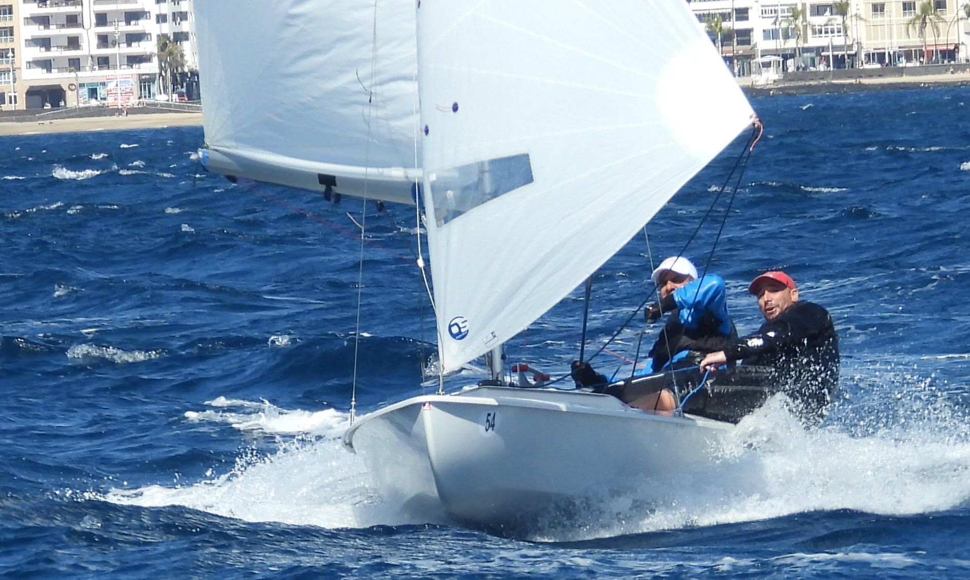 Gustavo del Castillo y Cristian Sánchez, campeones de la Copa de Canarias de Snipe.