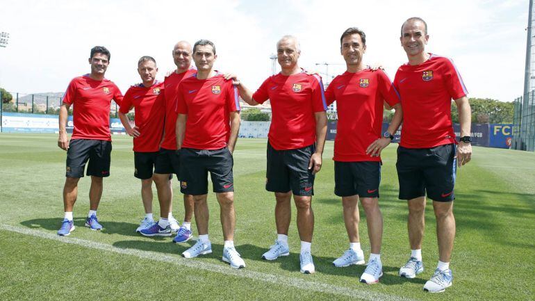 Valverde y su equipo técnico.