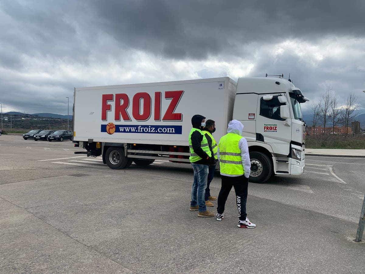 Los transportistas en paro del Bierzo se suman a la protesta de UGT y CCOO contra la crisis de precios