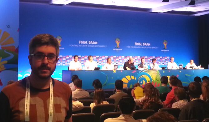 Dani Garrido, en la previa del sorteo del Mundial de Brasil 2014, que se celebra en Costa do Sauípe, un complejo turístico a 100 kilómetros al norte de la ciudad de Salvador.