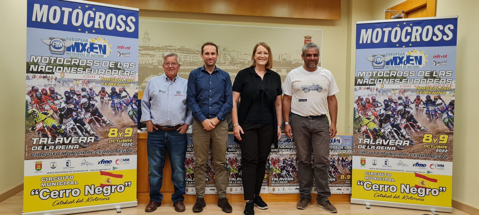 El concejal de Deportes junto a representantes de la organización