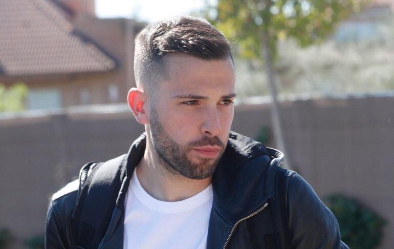 Jordi Alba, a su llegada a la Ciudad del Fútbol de Las Rozas