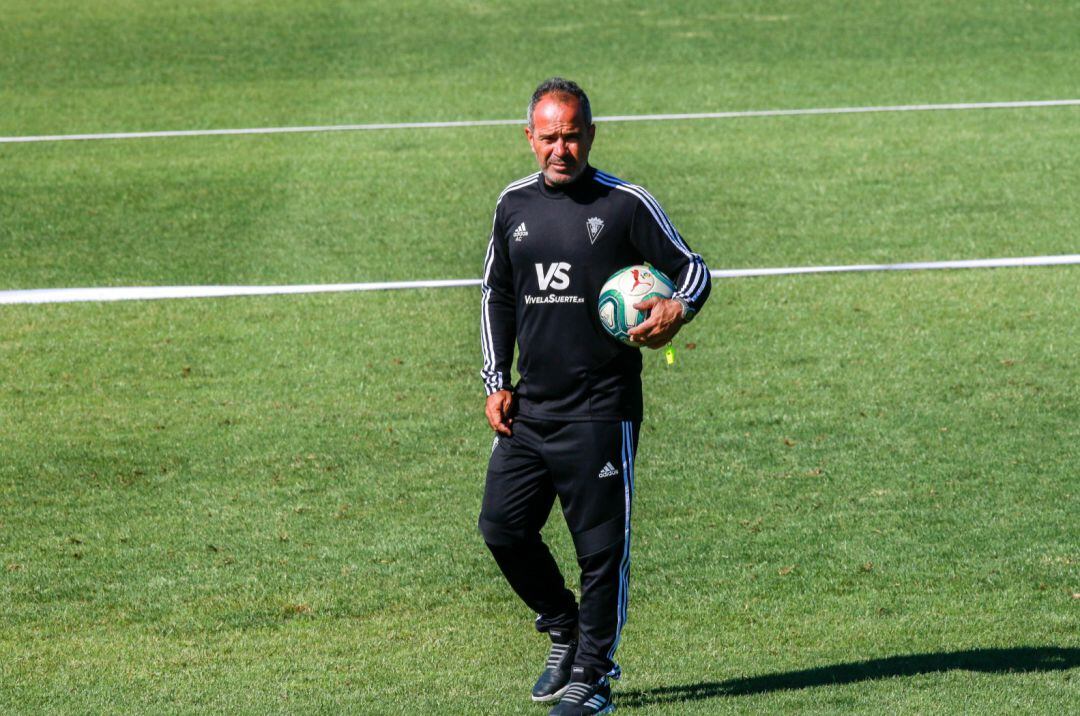 Cervera quiwre más de los suyos