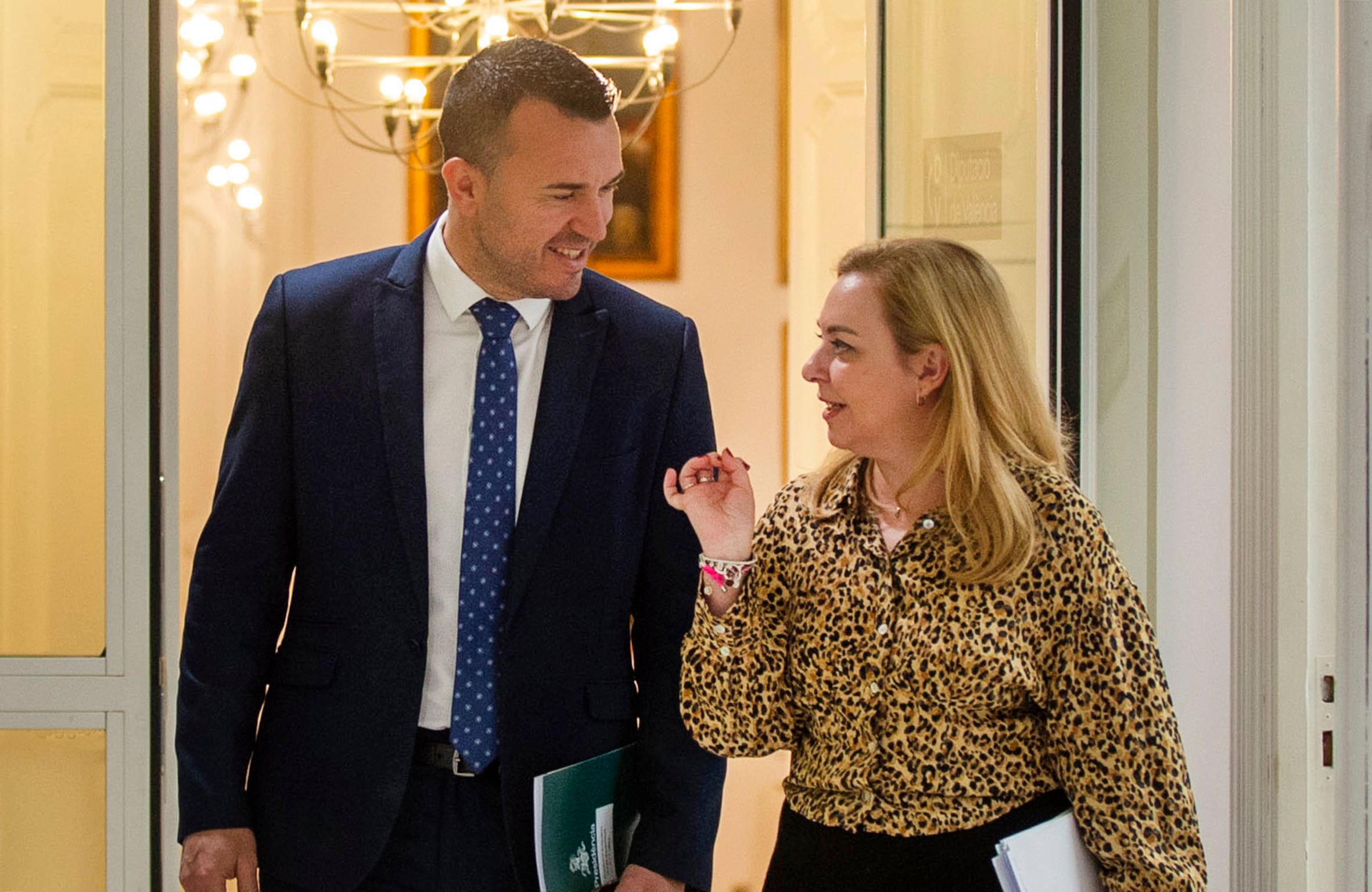 Natàlia Enguix y Vicent Mompó en una imagen de archivo. Fuente: Diputació de València