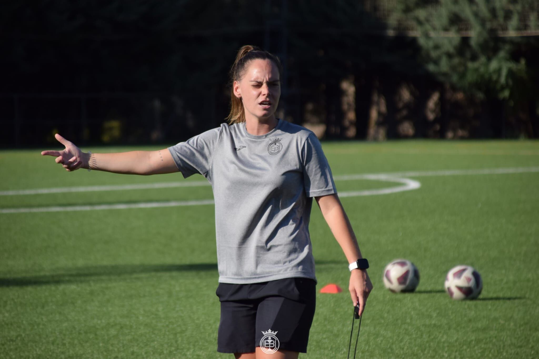 Irene Palomo entrenadora Conquense Femenino