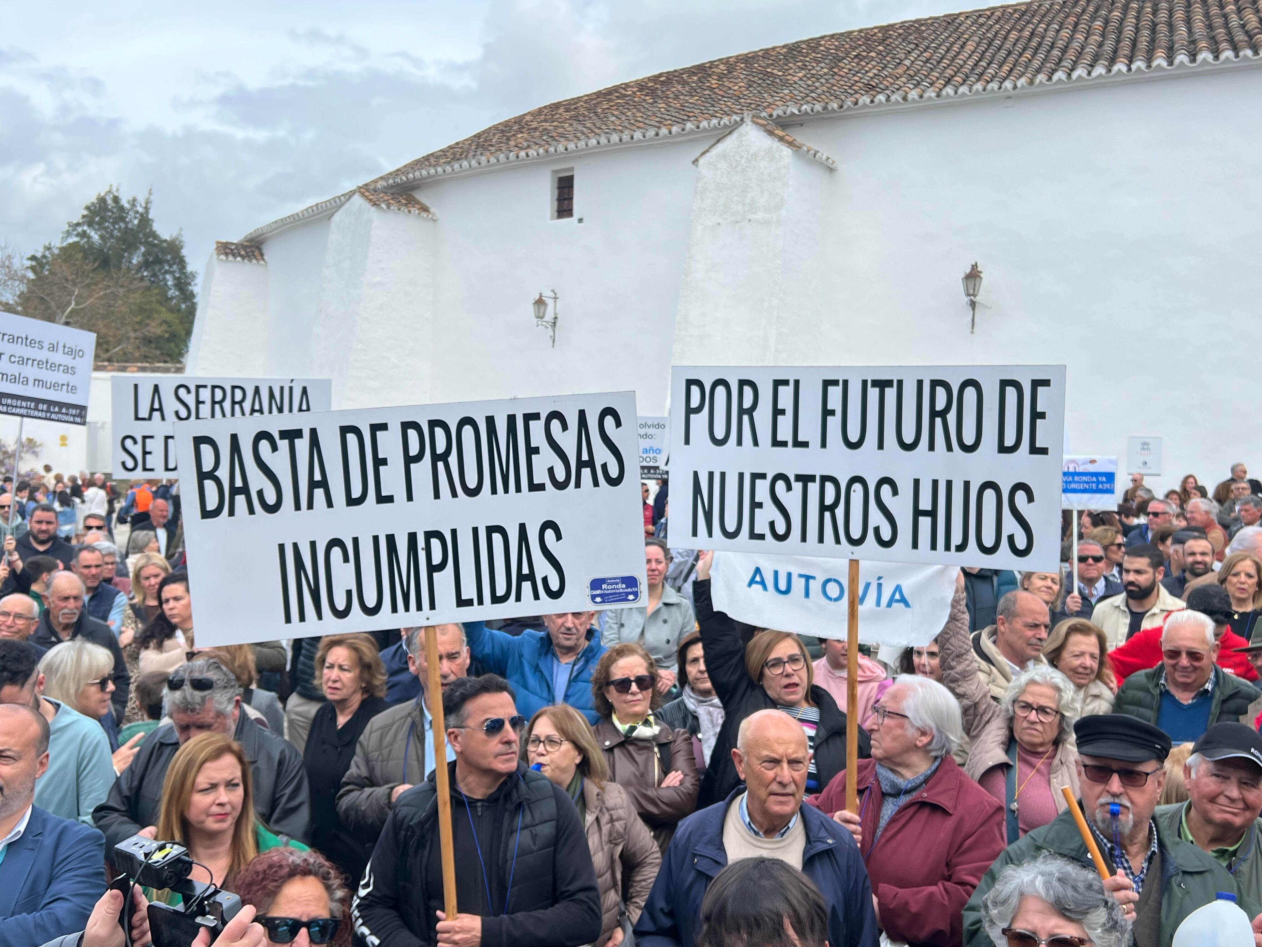 Muchos manifestantes han portada pancartas con distintos mensajes