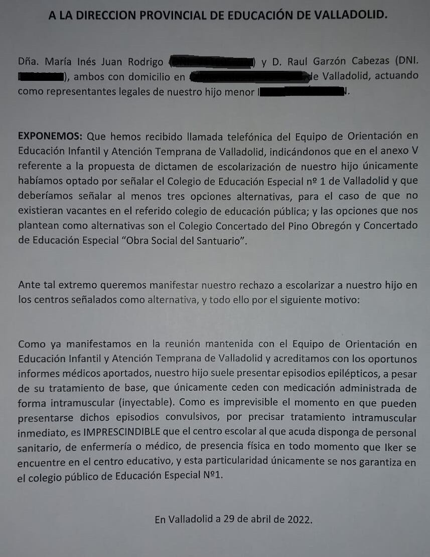 Escrito sobre escolarización de Iker en el que sus padres explican la razón por la que sólo eligieron en su hoja de escolarización el centro público de Valladolid