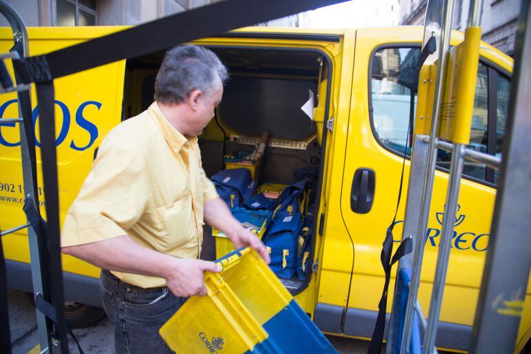 El personal de Correos no admitirá envíos sobre la consulta del 1-O en Cataluña 