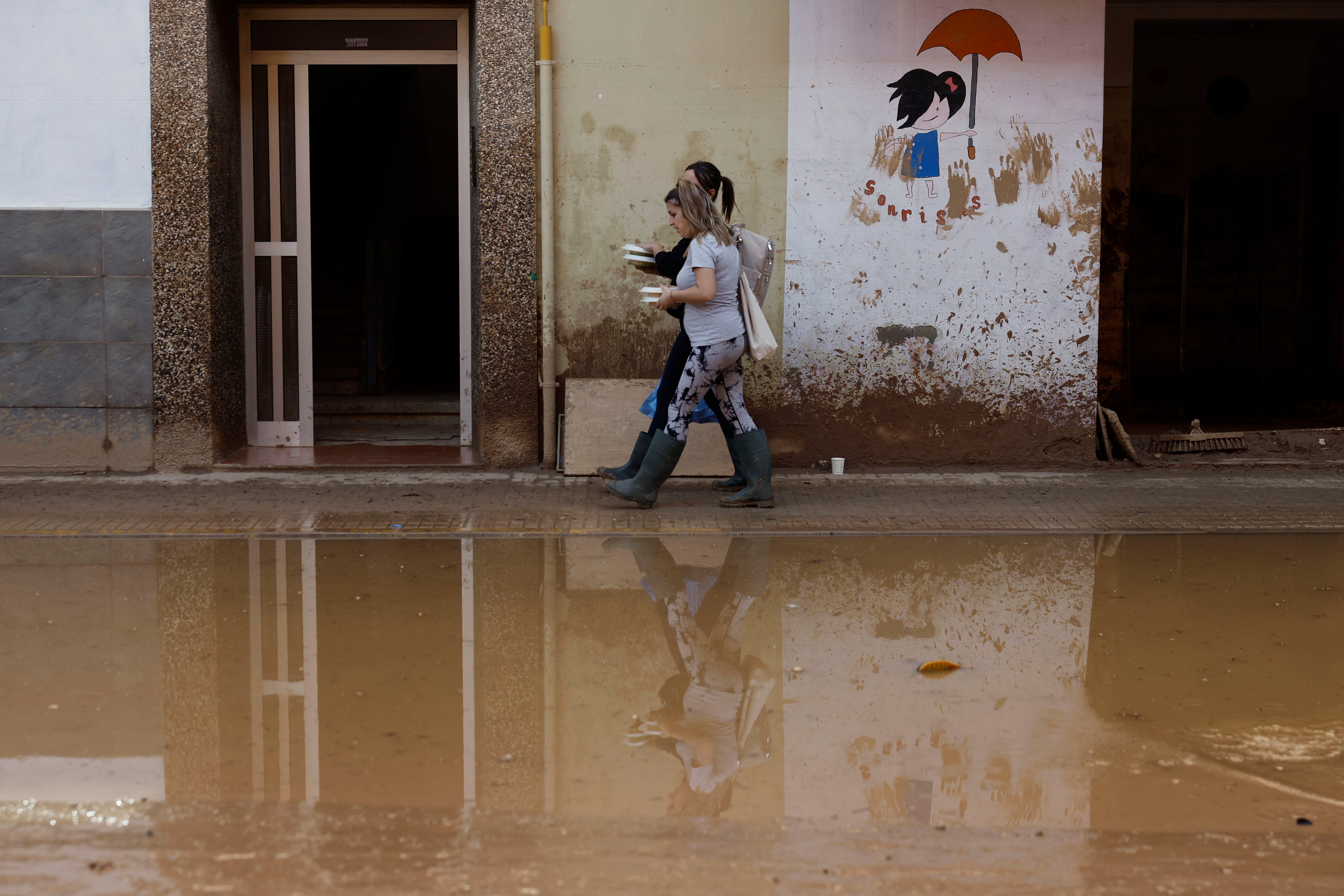 El Centro de Coordinación de Emergencias ha emitido un aviso especial para informar a los municipios de las previsiones meteorológicas.