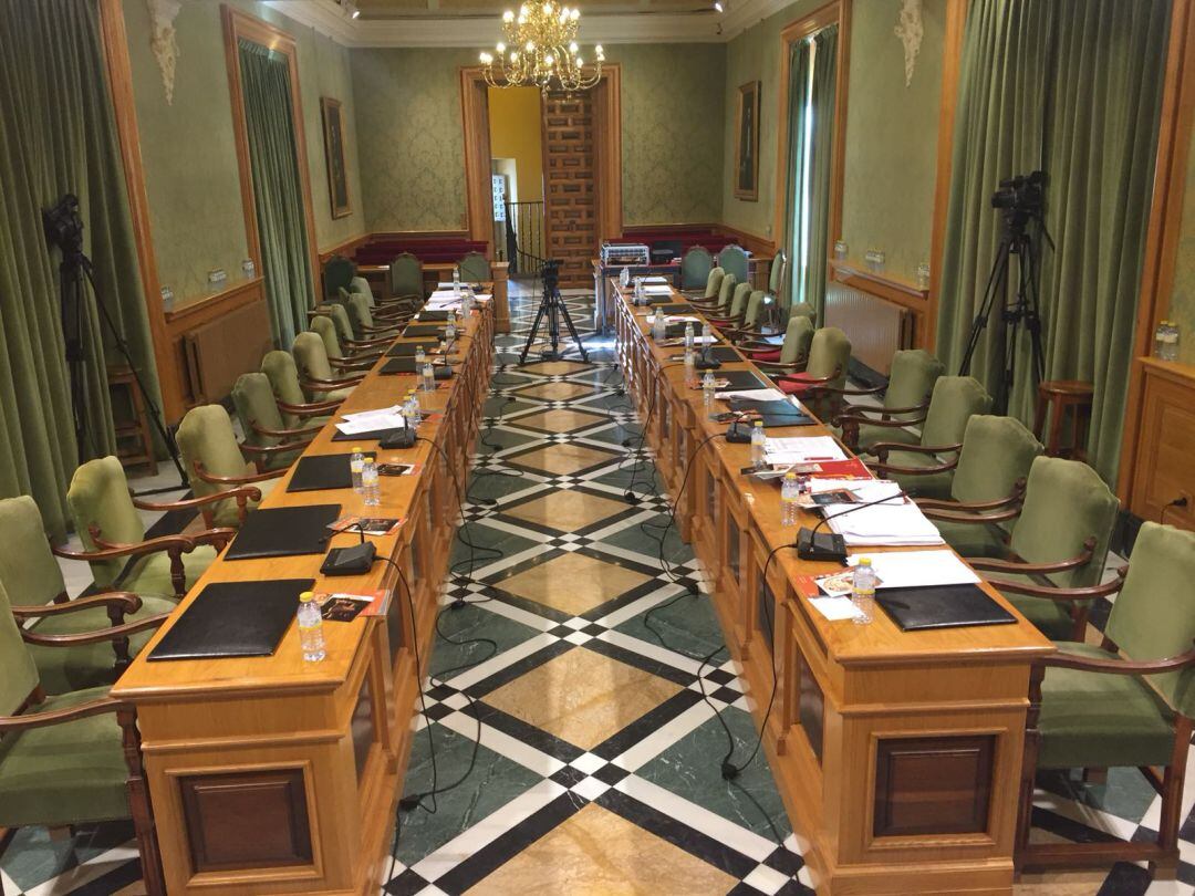 Salón de plenos del Ayuntamiento de Cuenca