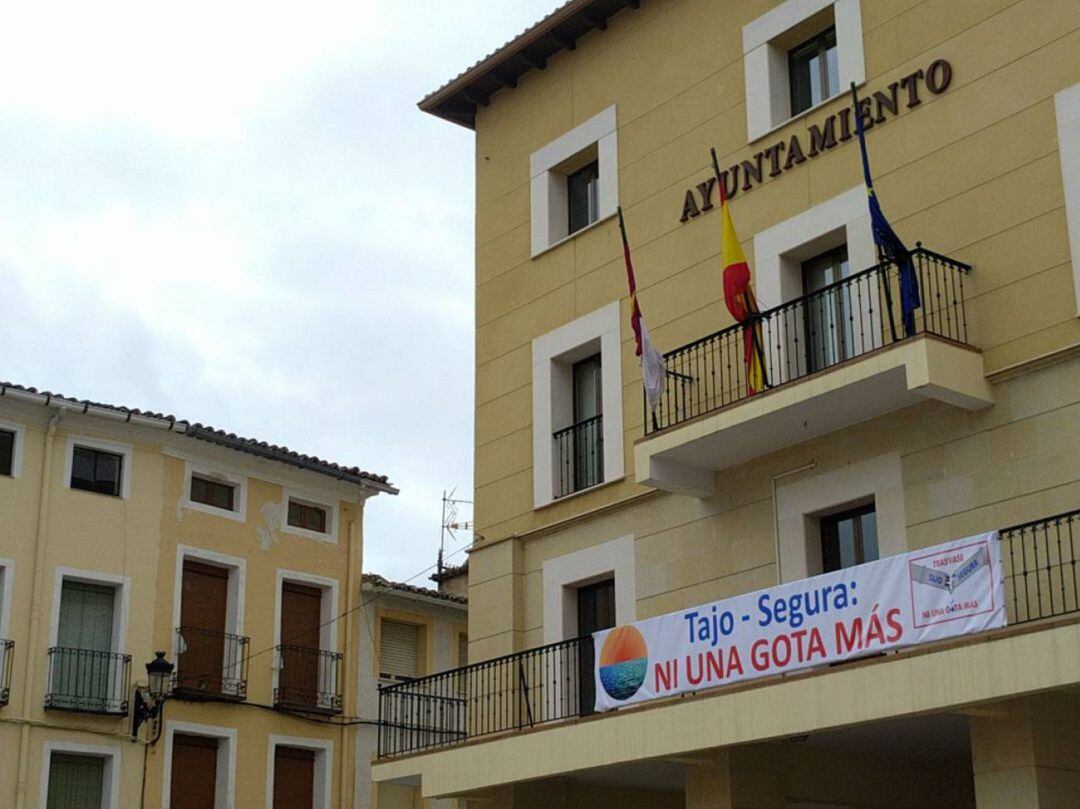 Fachada del Ayuntamiento de Sacedón