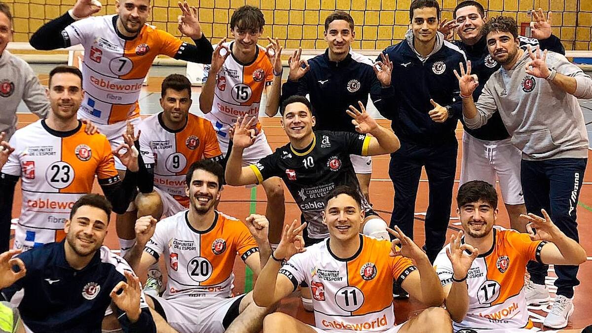 El Cableworld Vólei Villena Petrer sigue imparble tras vencer en Almoradí y al Exrtremadura Cáceres PH