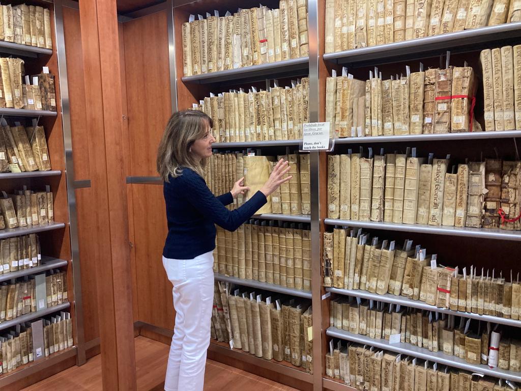 Ana Cordero, en el Fondo Antiguo