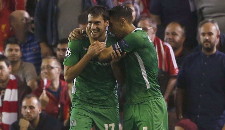 Dani Abalo celebra el gol que marcó con el Ludogorets en el estadio de Anfield.