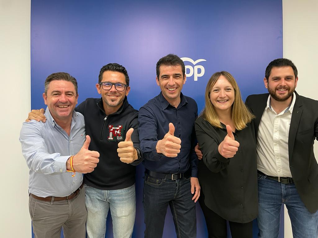 Rafa Triguero y Tania Marí, dos de los candidatos del PP en los comicios que se avecinan