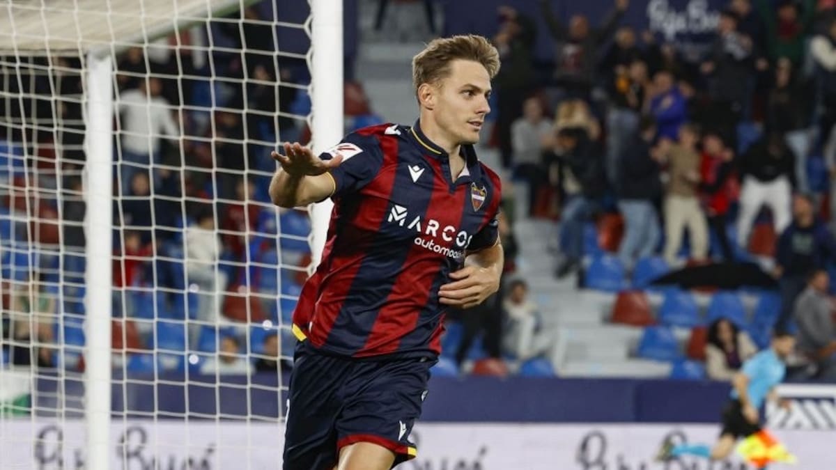 El Elche quiere fichar al delantero del Levante Dani Gómez