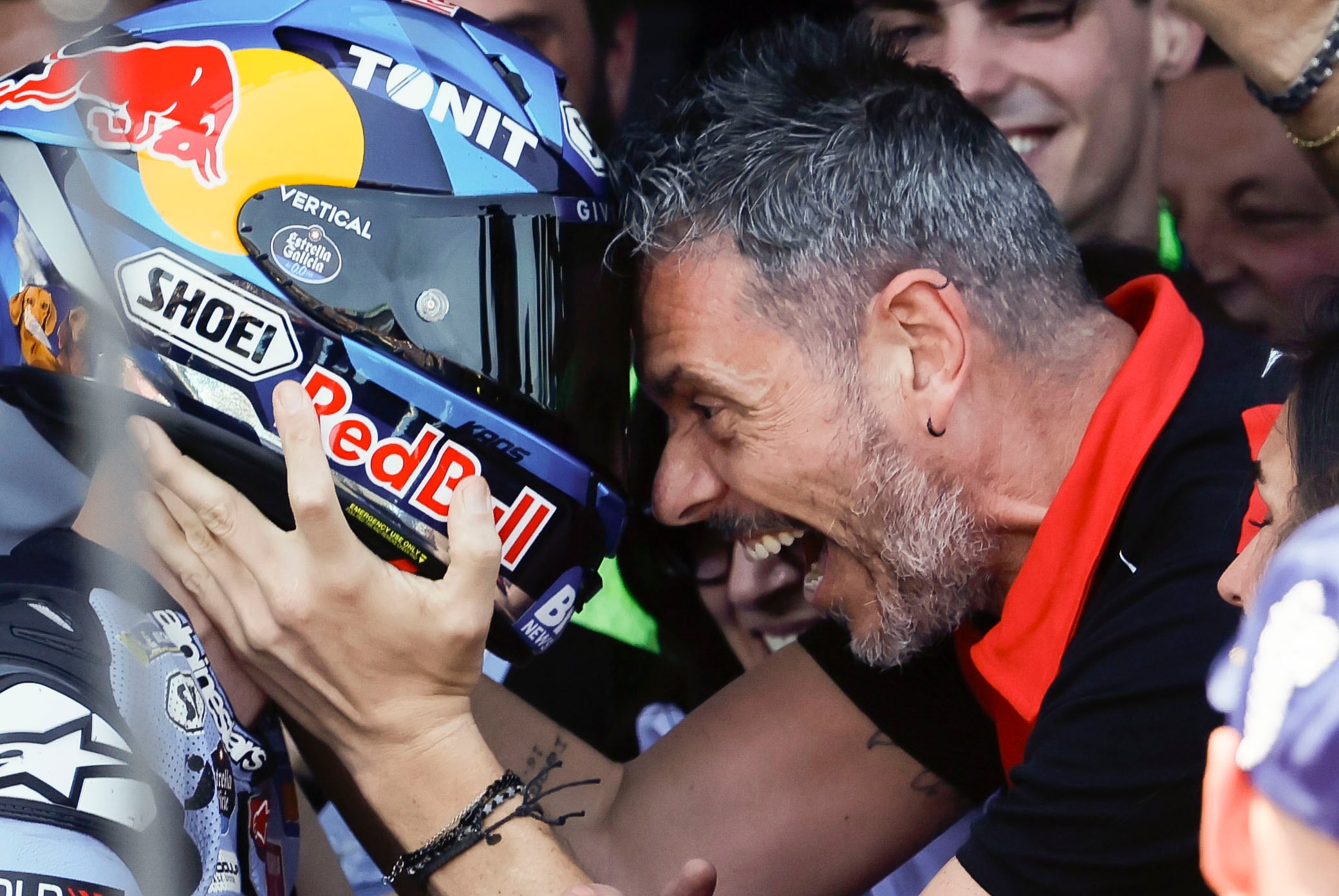 El piloto español Álex Márquez (BK8 Gresini Racing MotoGP) celebra su victoria en la carrera de MotoGP del Gran Premio de España EFE/José Manuel Vidal