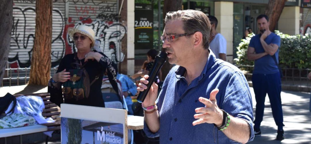 Javier Carrillo es el único concejal de Más Madrid en el Pleno municipal valdemoreño