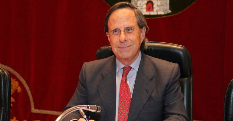 Ignacio García de Vinuesa, alcalde de Alcobendas en el pleno extraordinario de presupuestos