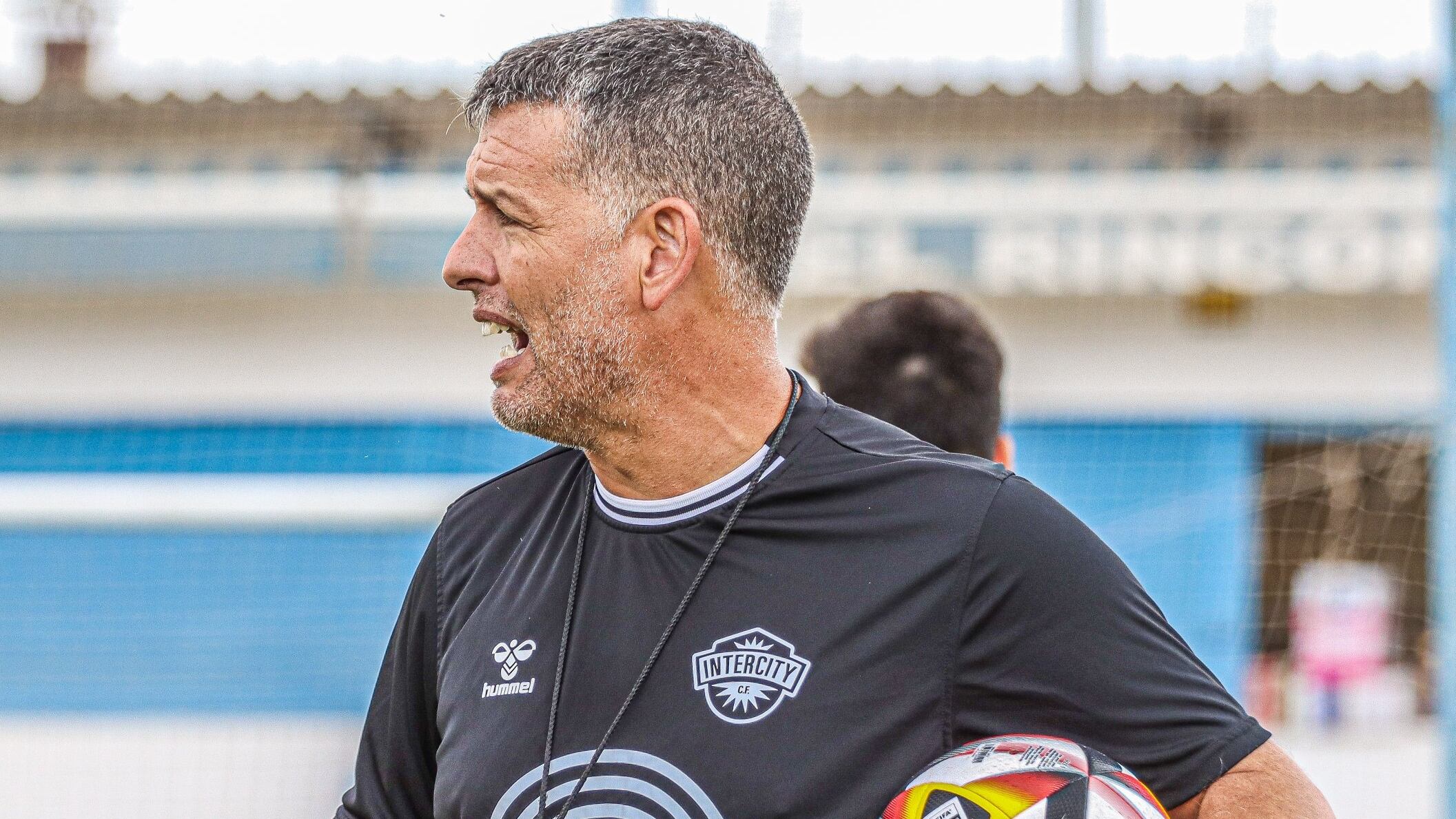 Alejandro Sandroni, entrenador del Intercity