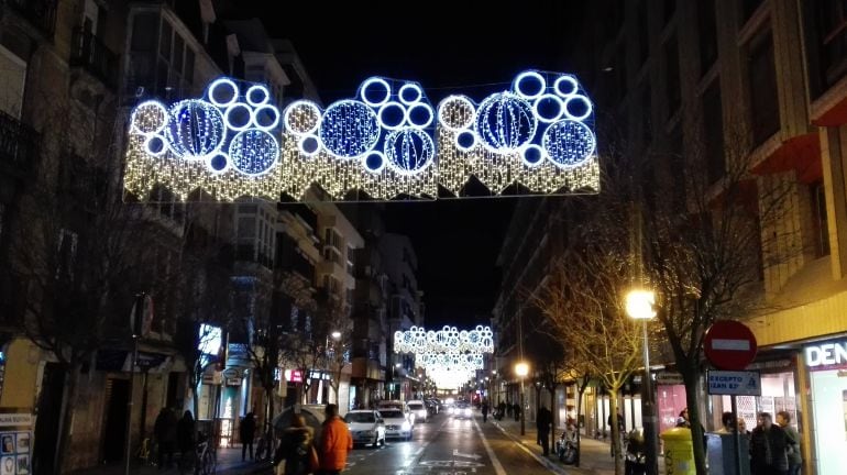 La illumination navideña presente en las calles centricas