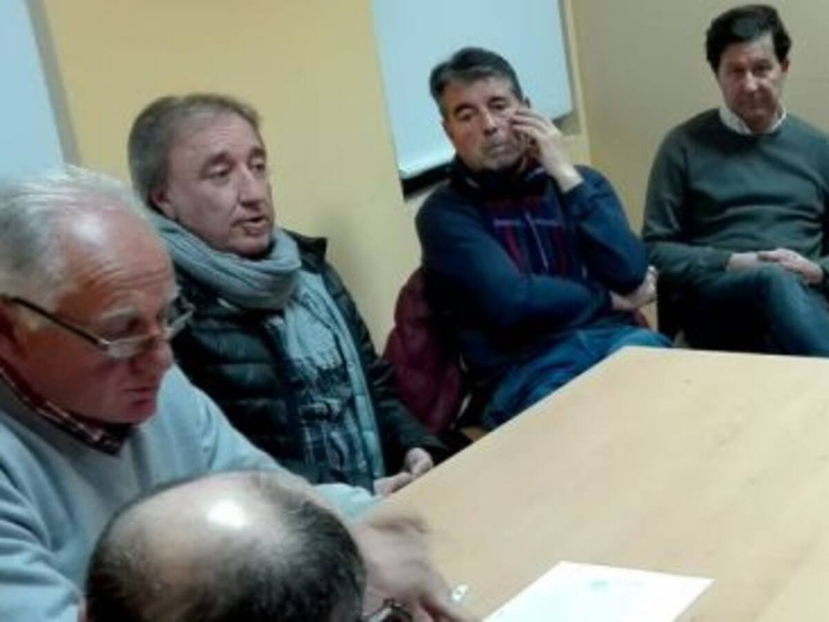 El PSOE se compromete en Visma a defender la mejora del transporte público