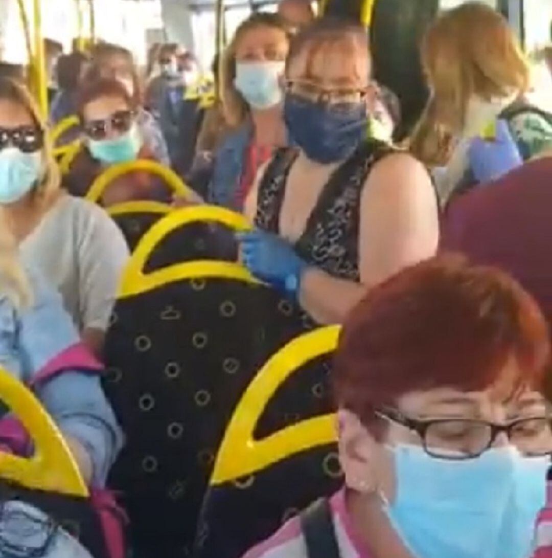 Autobús de la línea 26 de Latbus