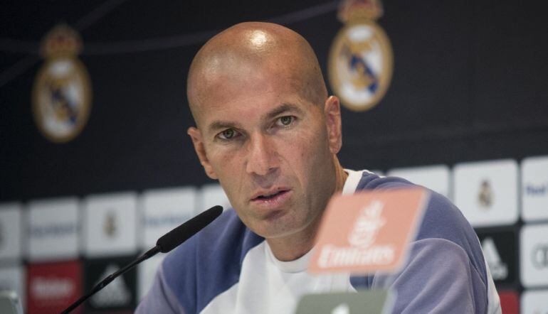 Zidane compareció en rueda de prensa