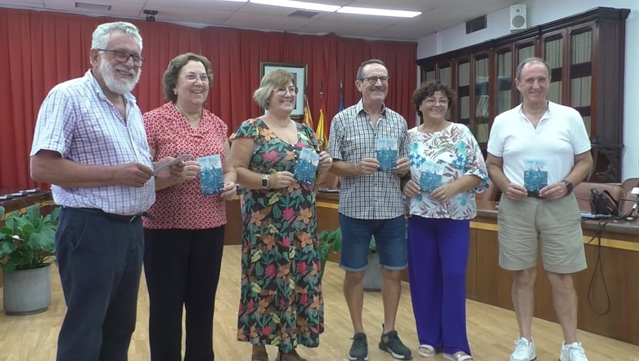 Director y actores de la obra de teatro de la Venida de la Virgen de Loreto en Santa Pola