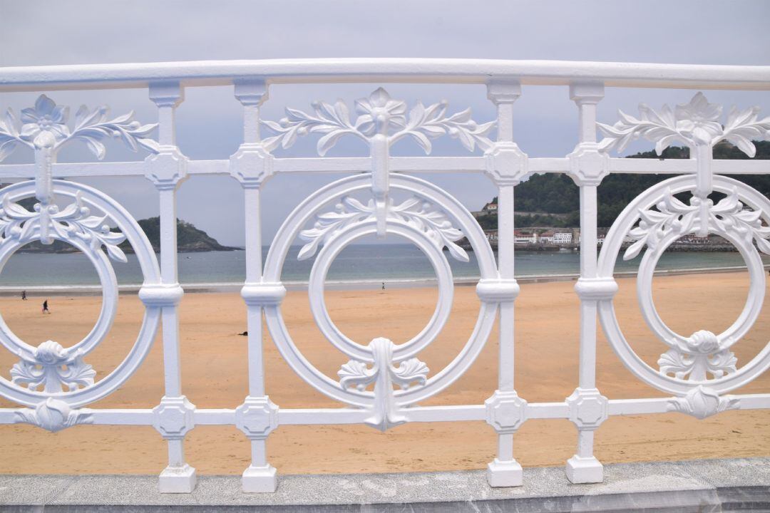 Barandilla de La Concha, playa de San Sebastián