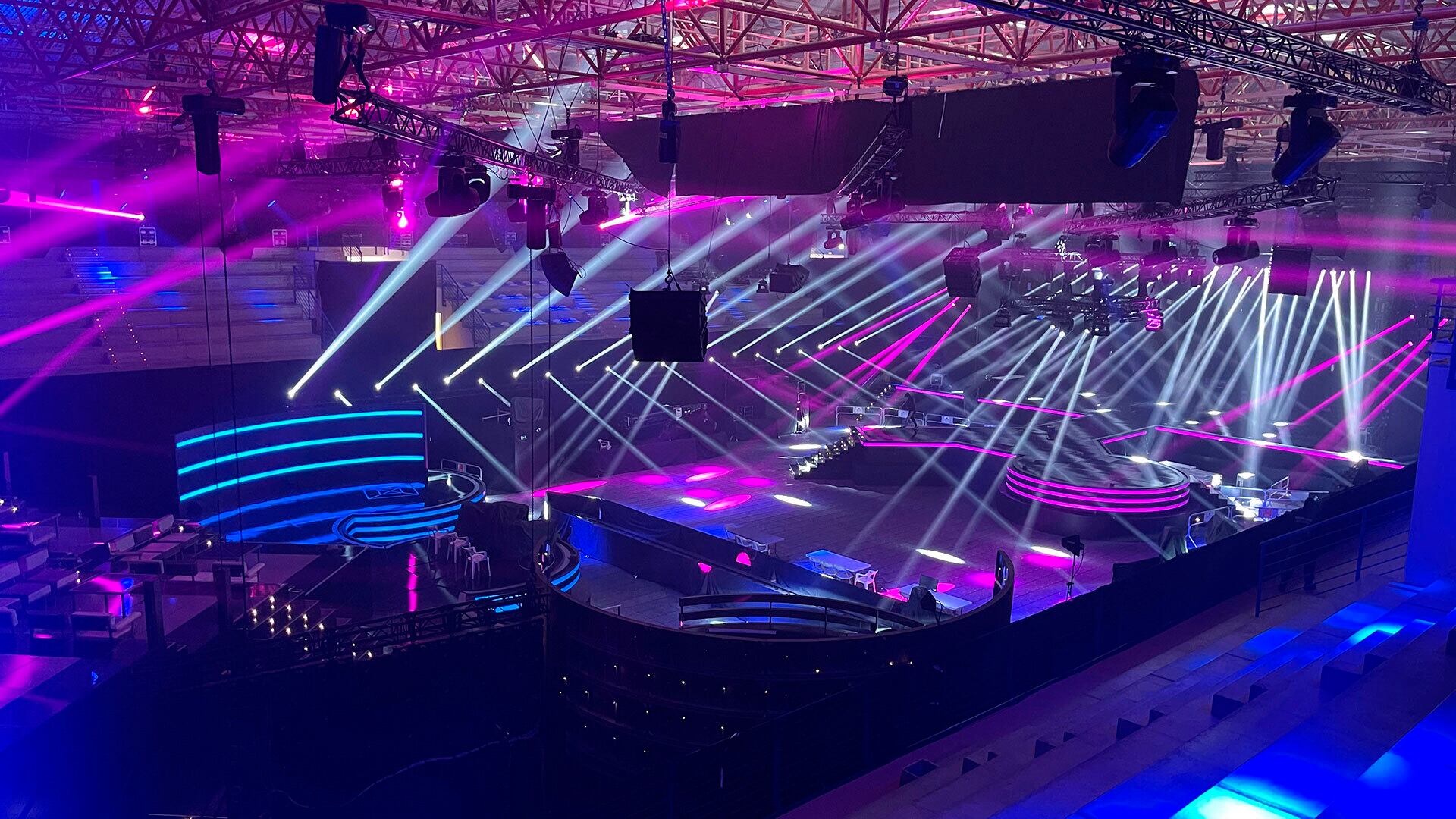 Escenario del Benidorm Fest en el Palau d&#039;Esports L&#039;Illa