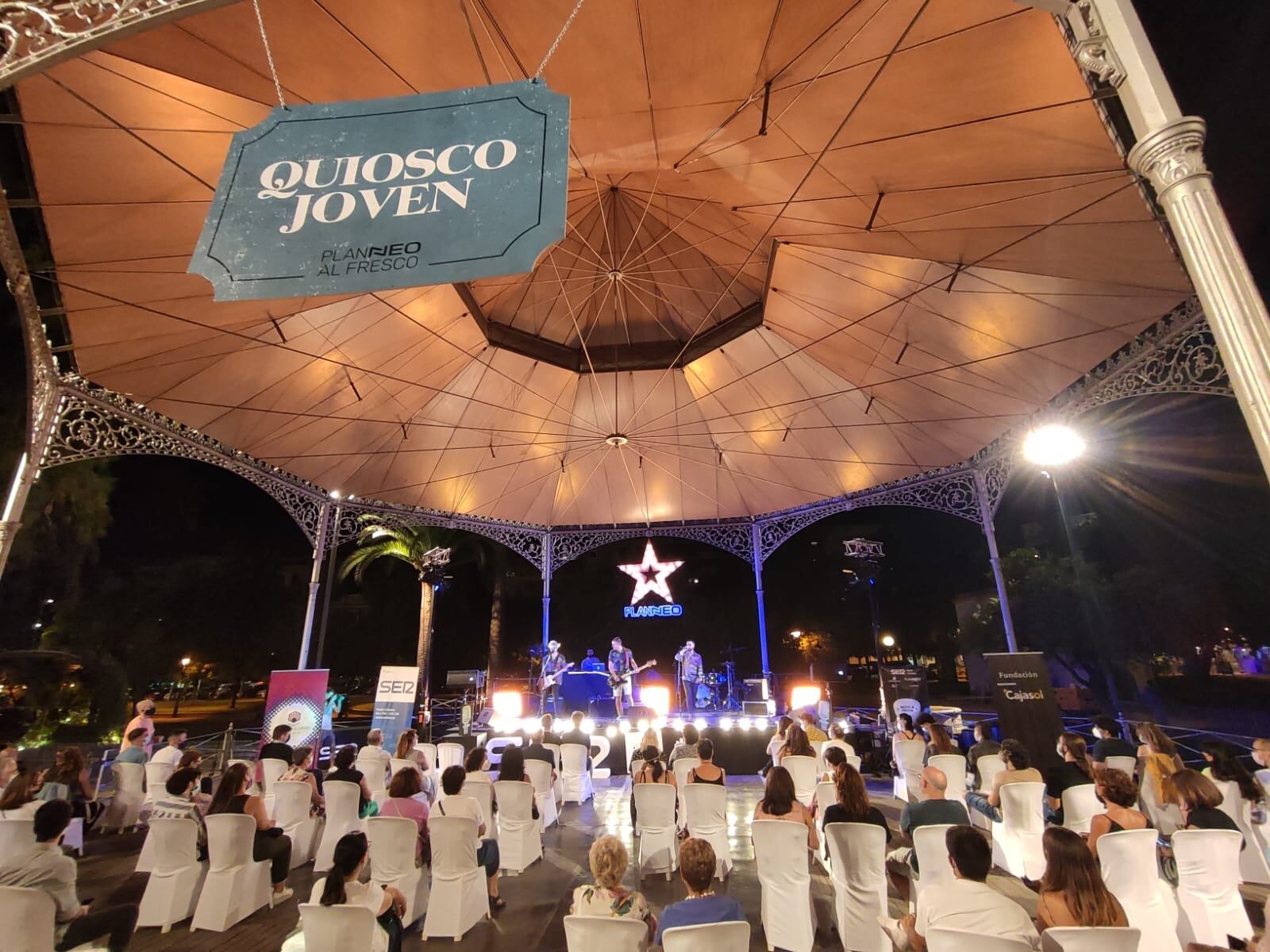 Música Propia by Planneo en el Quiosco Joven