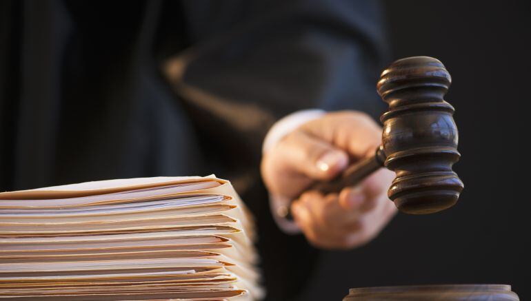 El acuerdo con la fiscal zanja un juicio que debía desarrollarse hasta el próximo viernes