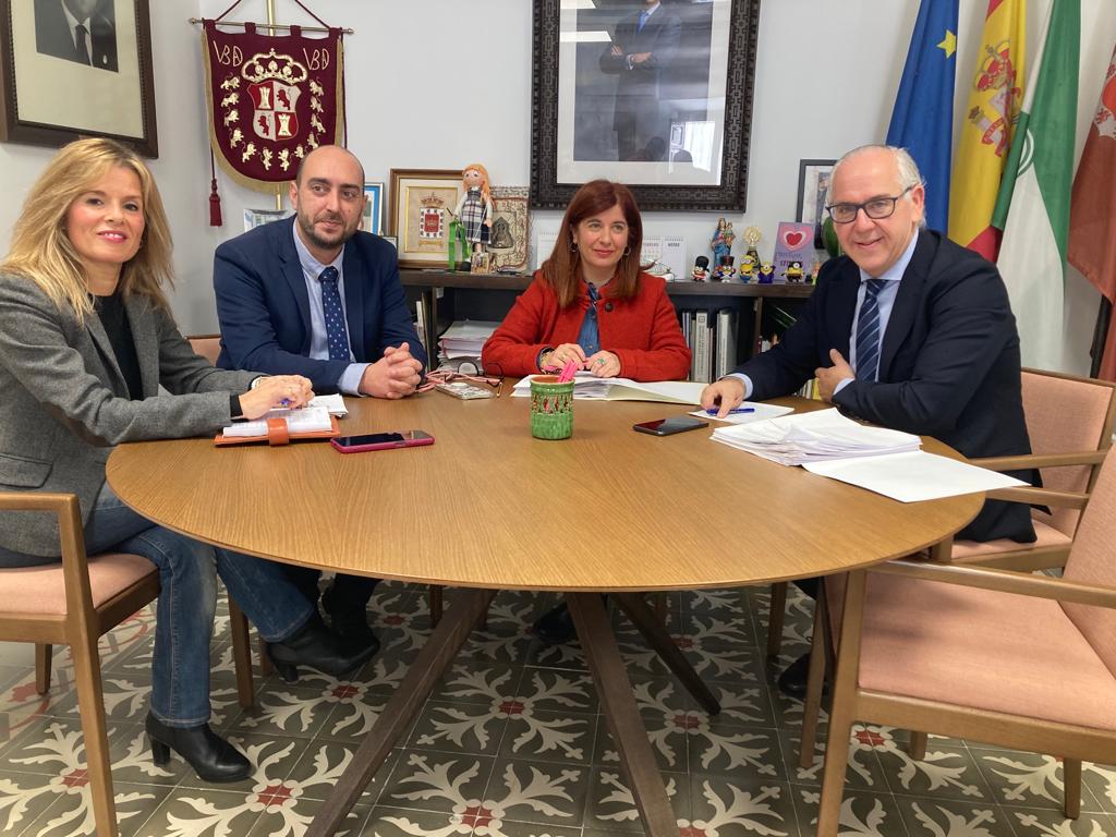 Visita del delegado del gobierno a Úbeda