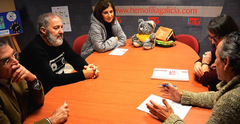 Silvia Longueira, del PSOE de A Coruña, reunida con entidades sociales