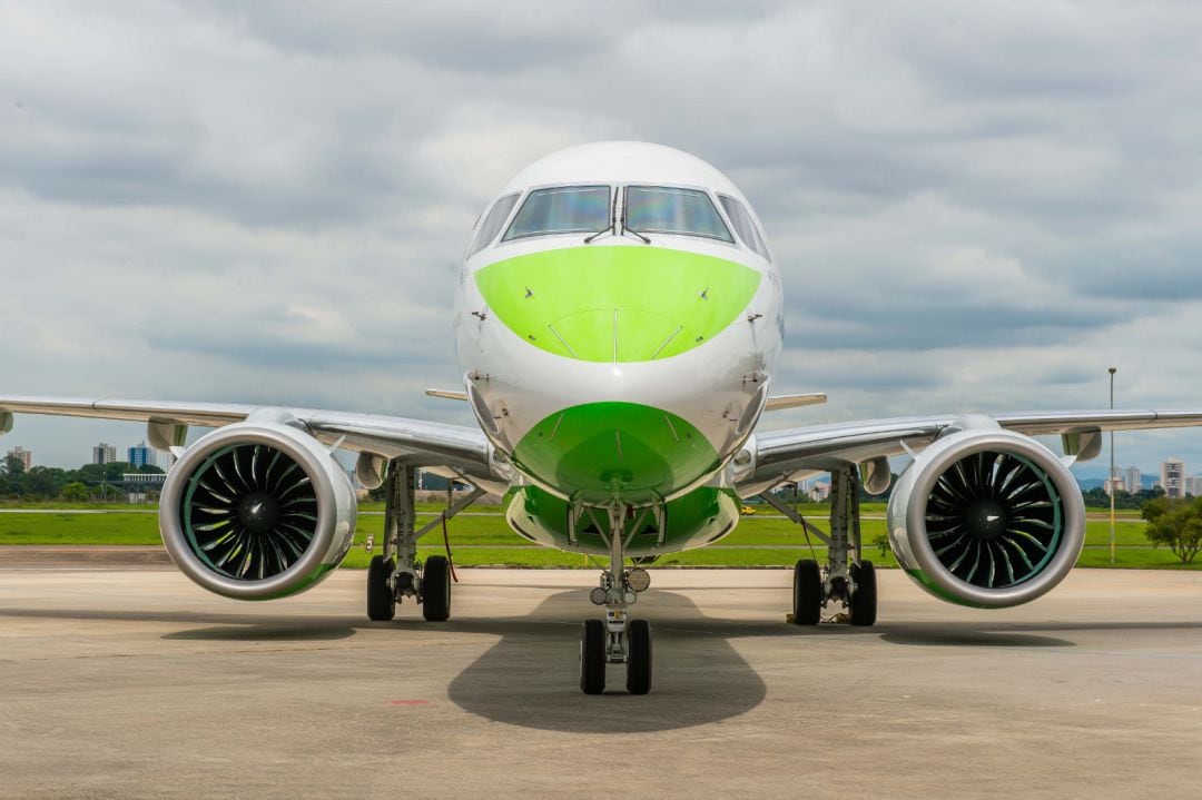 Un Embraer E-195-E2 será el tipo de avión que una Vitoria con Canarias.