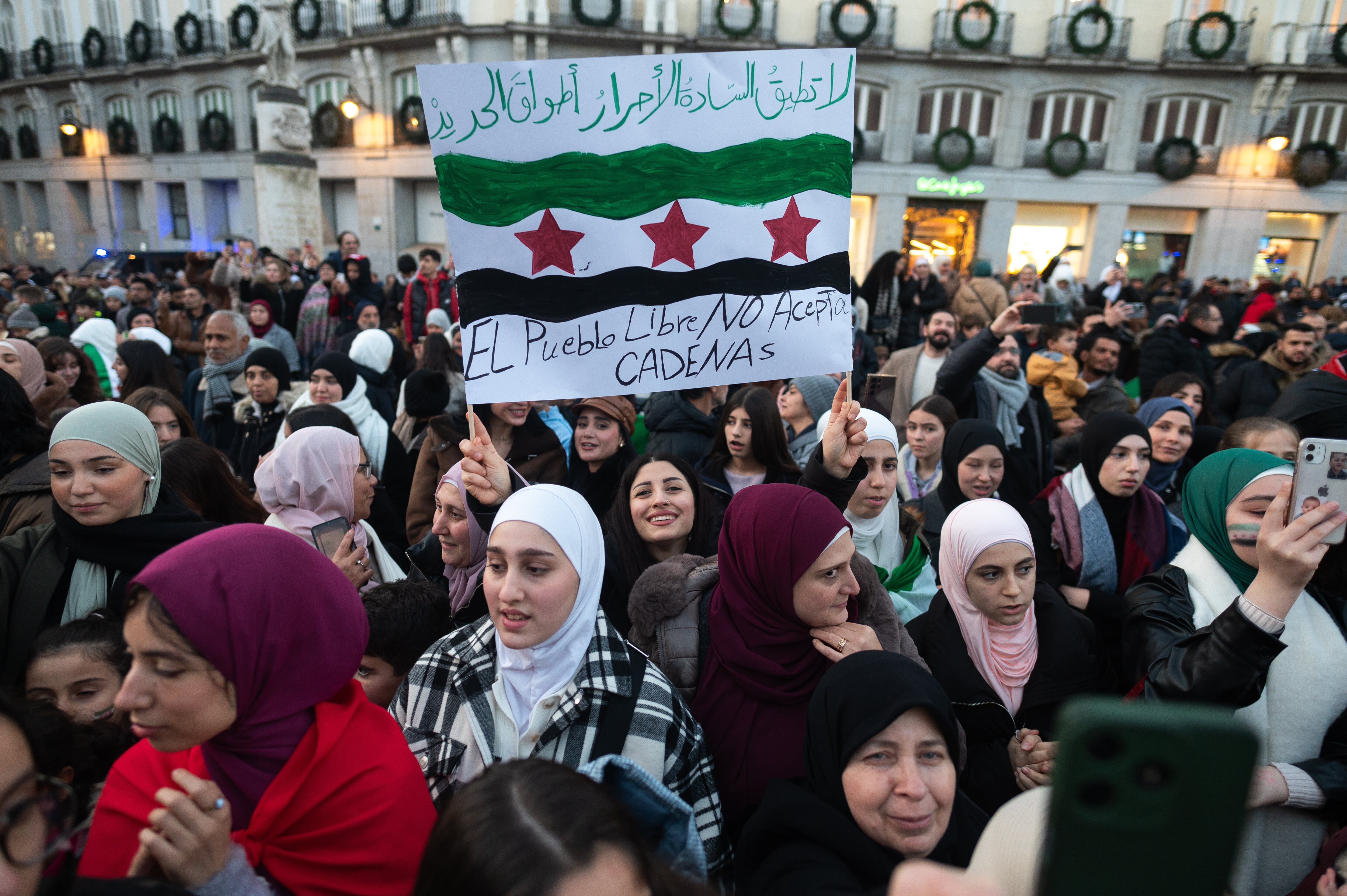 Manifestación de partidarios de las nuevas autoridades sirias en la Puerta del Sol de Madrid el pasado día 12 de diciembre