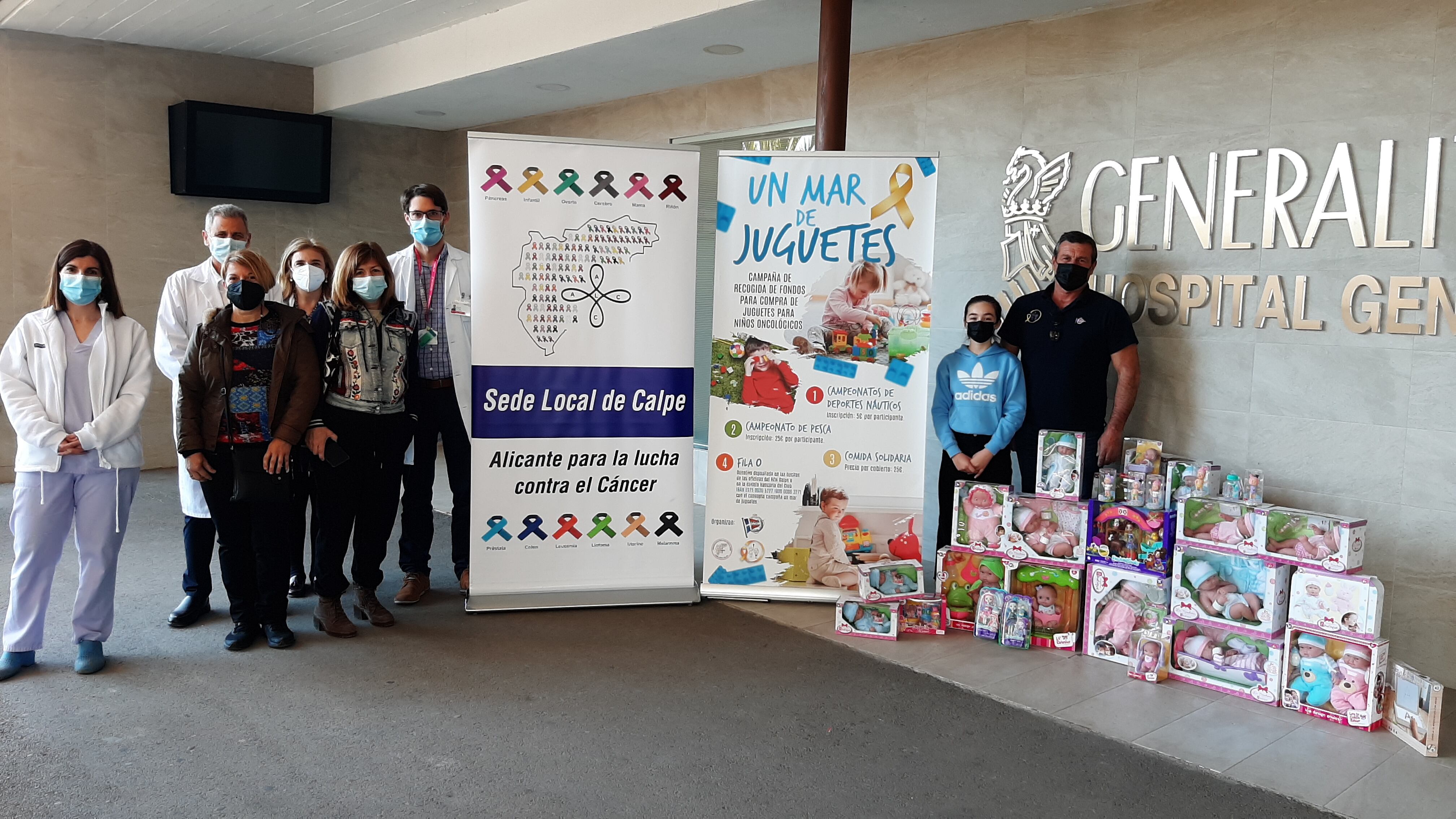 Donación de juguetes al Hospital General