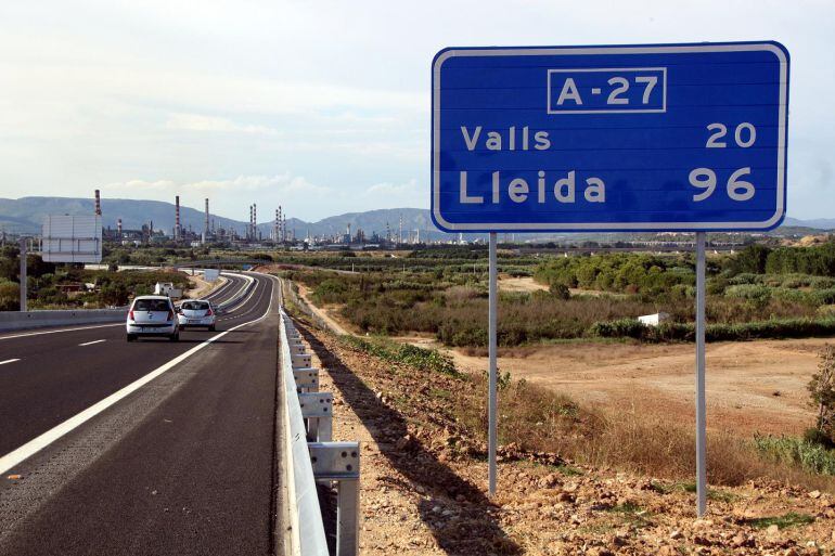 El primer tram de l'A-27, entre Tarragona i El Morell, es va inaugurar a mitjans d'agost del 2013