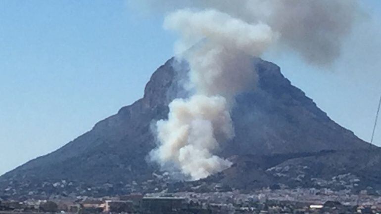 Imagen del incendio en Jávea