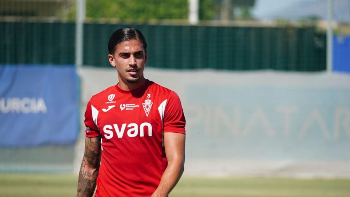 Cristo Romero: "Tengo que mejorar el aspecto defensivo, lo estoy trabajando y Colunga me insiste en ello"