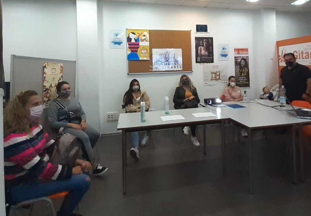 Participantes de la acción formativa de limpieza y desinfección Covid-19.