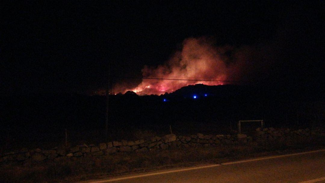 El frente claramente visible esta madrugada