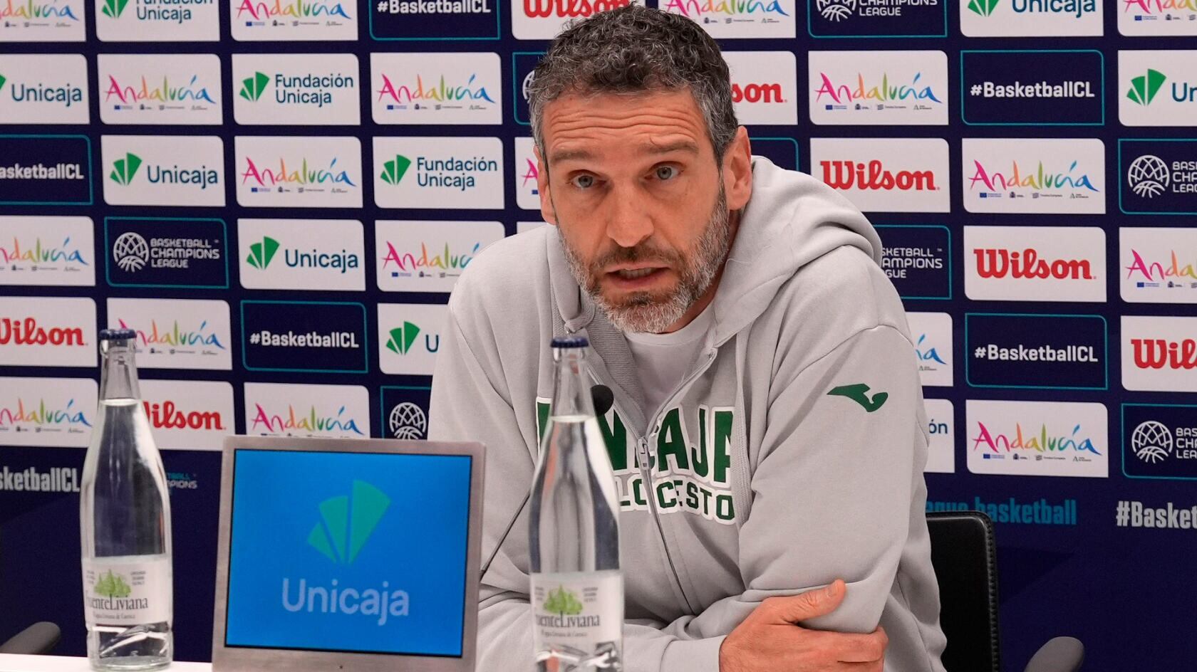 El técnico del Unicaja Ibon Navarro en la previa del encuentro contra el Reggiana