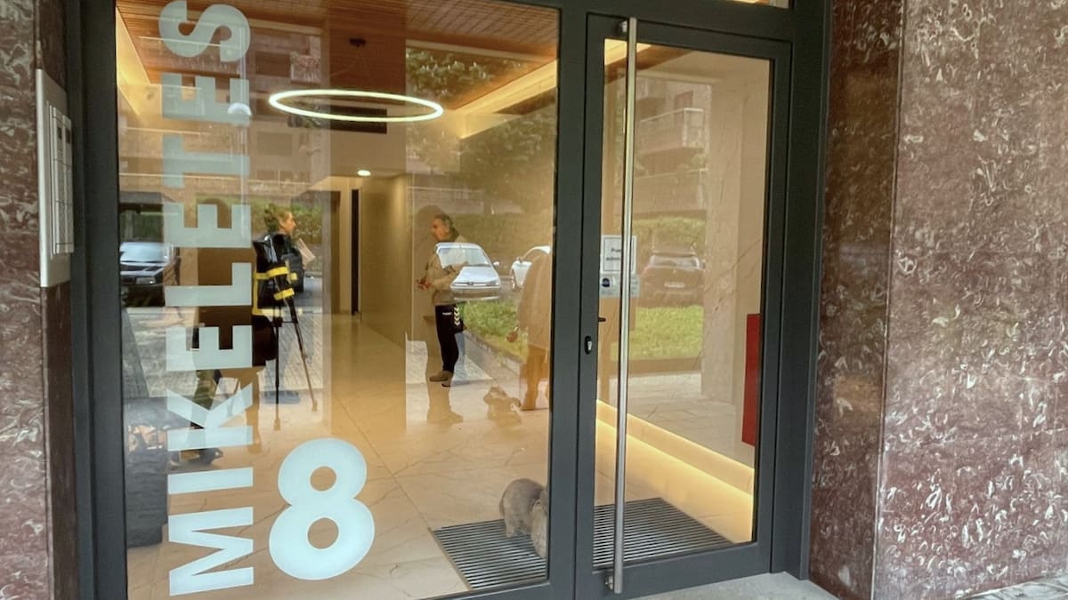 MIX VECINOS PASEO MIKELETES