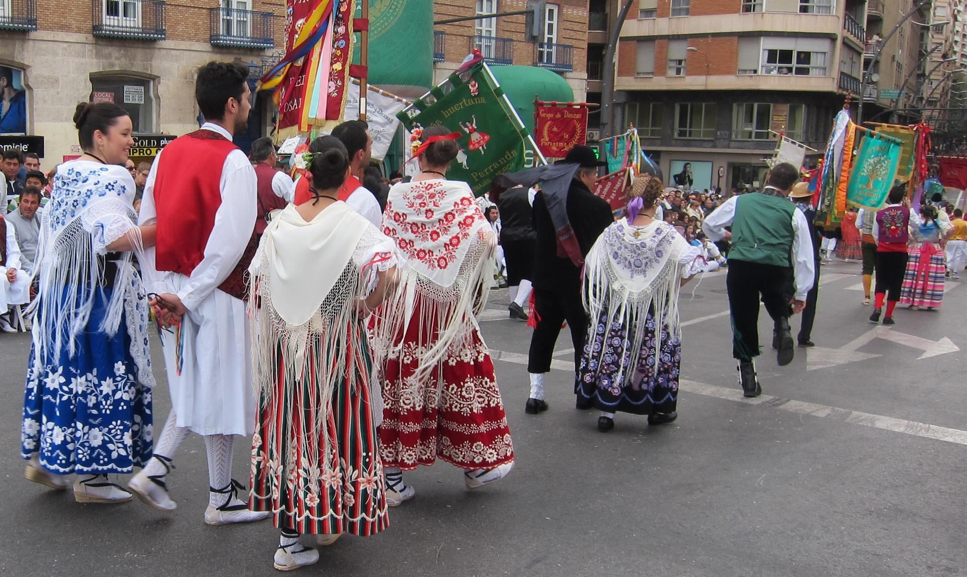 Grupo folklórico durante la celebración del Bando de la Huerta. EP