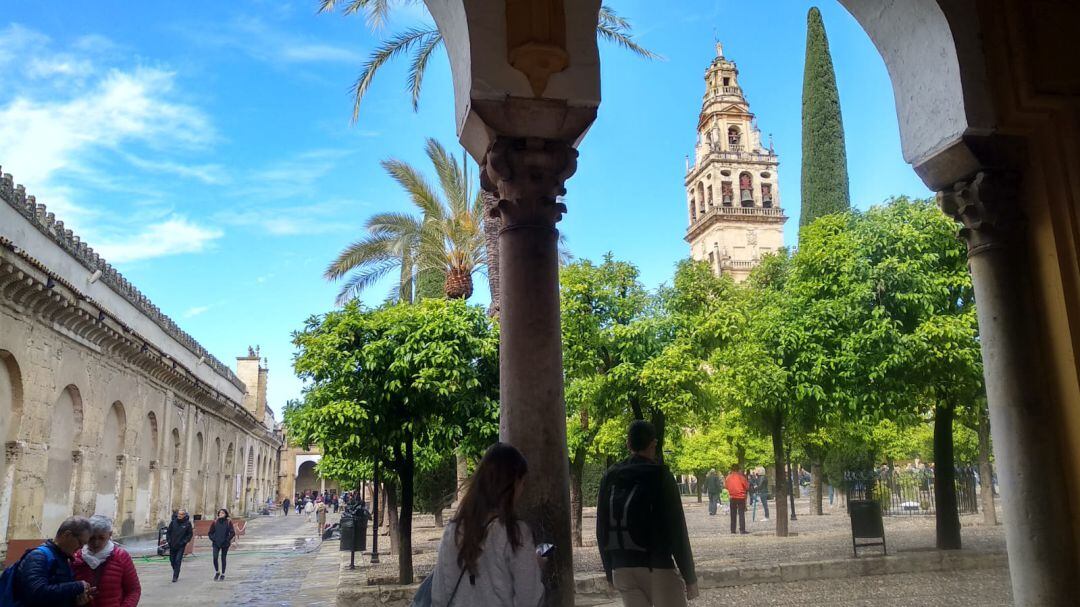 Patio de los Naranjos de la Mezquita Catedral de Córdoba