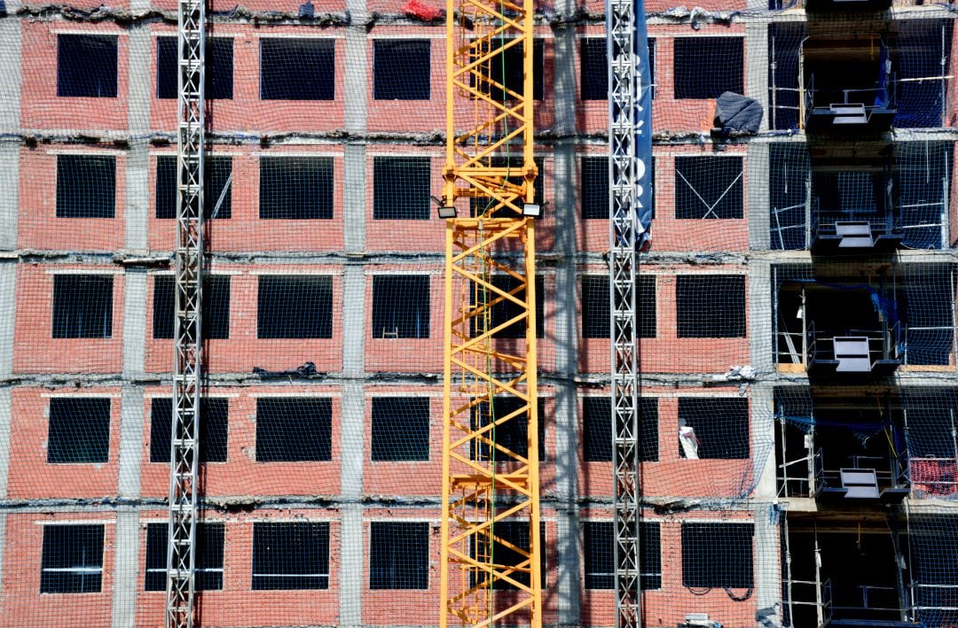 Edificio en obras en València.