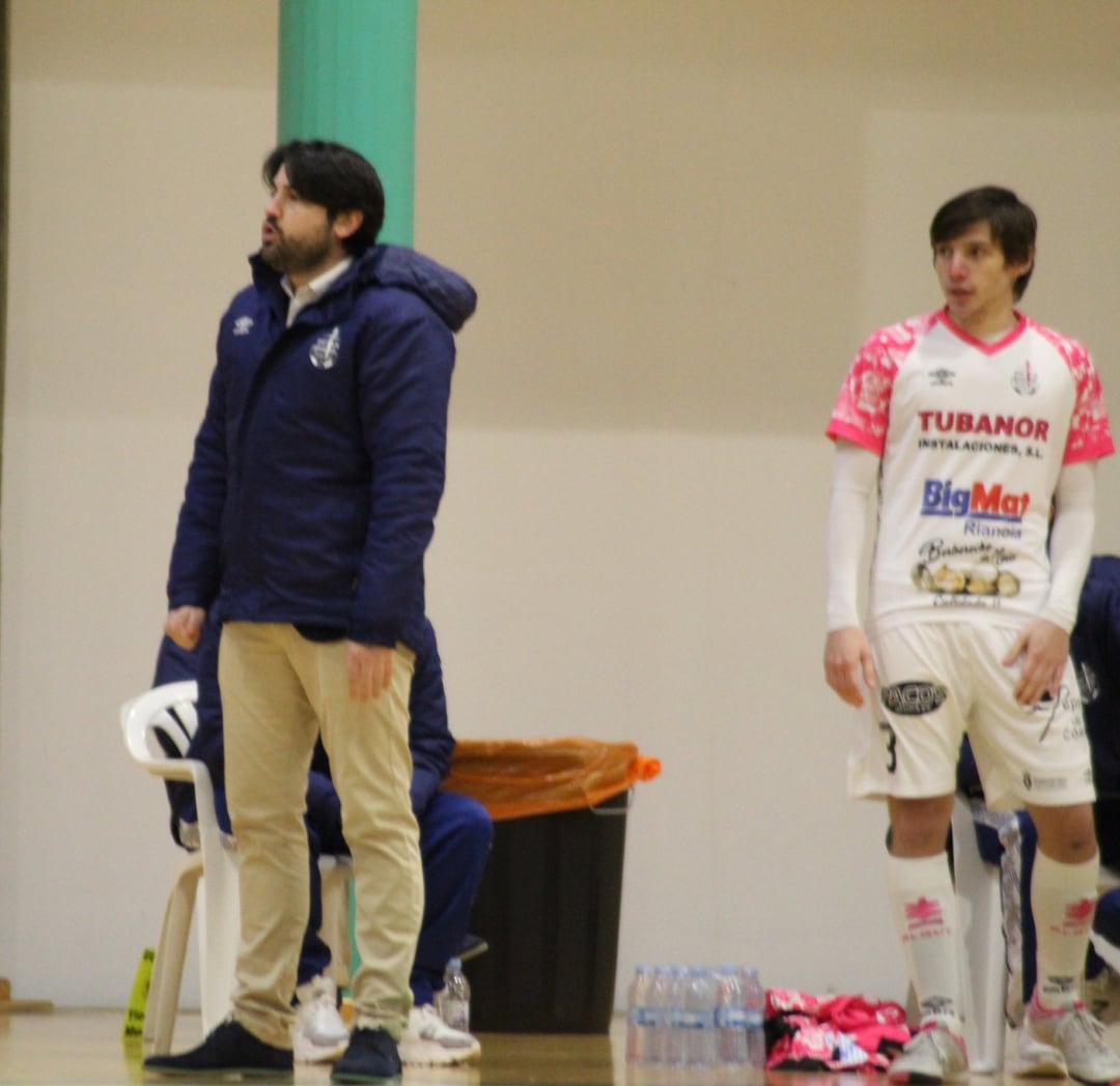 Marlon Velasco, durante un partido de la presente temporada en Noia