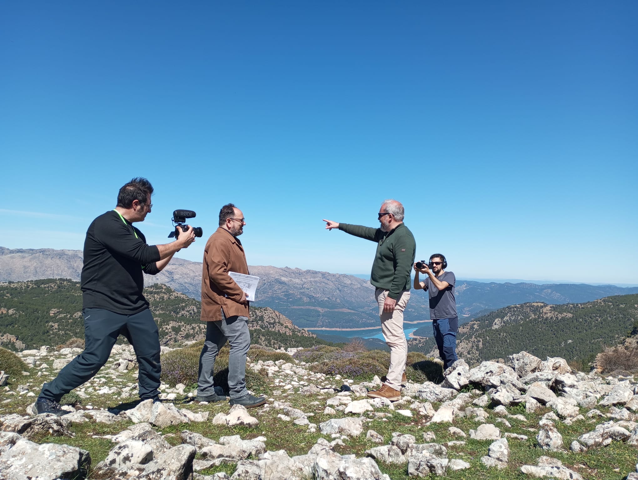 Un momento del rodaje del documental &#039;Las aldeas perdidas de Segura&#039;.